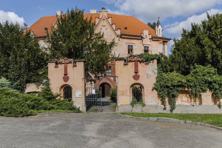 Zámek Vrchotovy Janovice. Zdroj: Národní muzeum