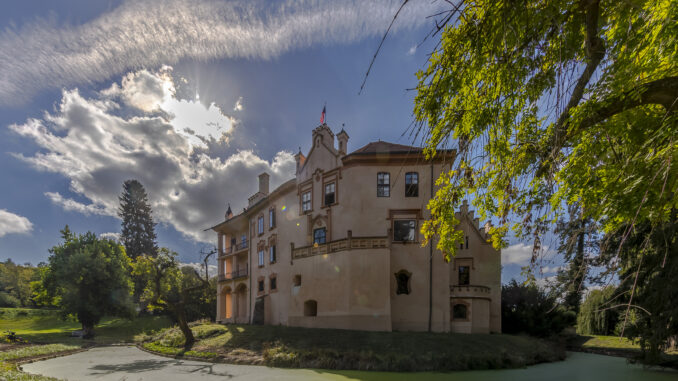 Zámek Vrchotovy Janovice. Zdroj: Národní muzeum