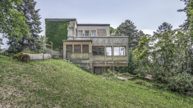 Foto: Exteriér vily. Foto: Foto: Nadační fond Zikmundova vila / Onomono Photography