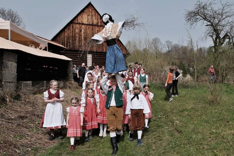 Velikonoce na Dlaskově statku. Zdroj: Muzeum Českého ráje v Turnově