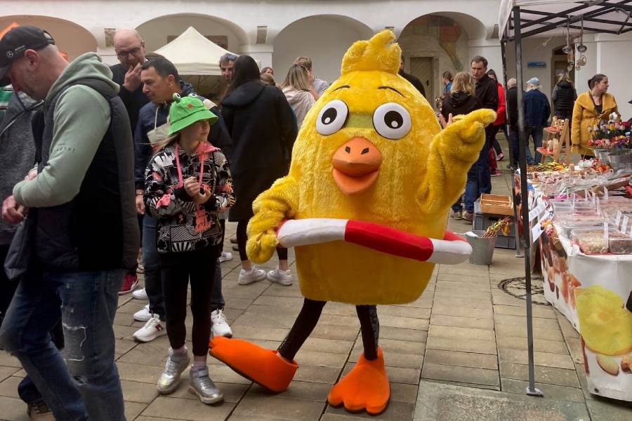 Zámek Žirvnice nabízí kromě velikonočně vyzdobených prostor i jarmark. Zdroj: Město Žirovnice