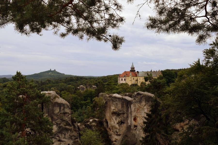 Malebná krajina Českého ráje. Zdroj: AOPK
