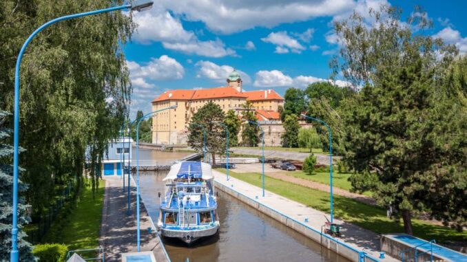 Oblíbený festival Lodě na Labi se v roce 2026 přesouvá do Nymburka. Zdroj: PRUH POLABÍ