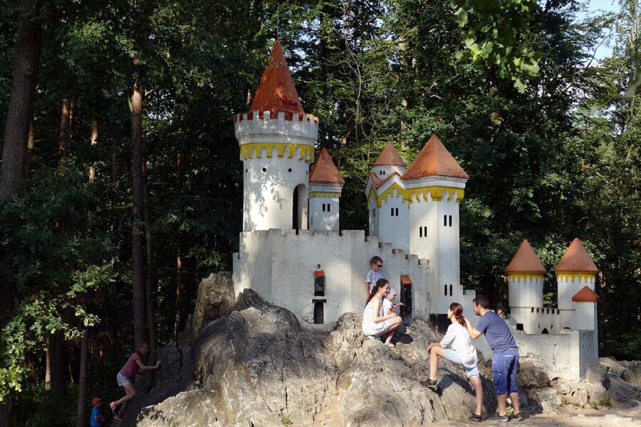 Kočičí hrádek potěší malé návštěvníky.