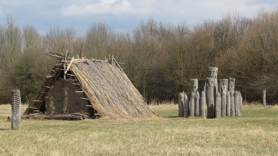 Hradiště.