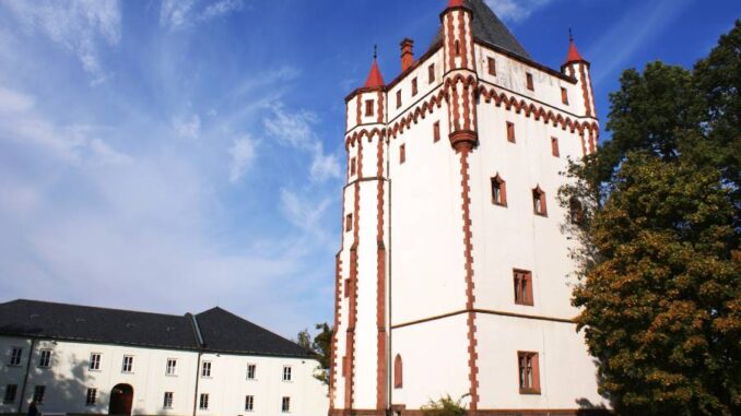 Exteriér zámku v Hradci nad Moravicí. Foto: Pixabay.com