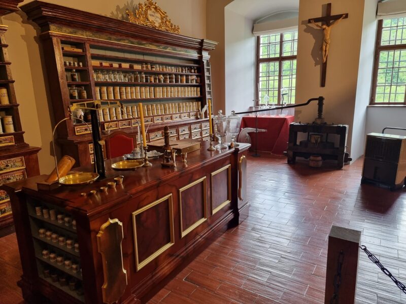 Klášter Zlatá Koruna