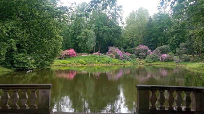 Zámecký park Slatiňany. Foto: Holka na vandru 