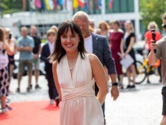 Loni se po červeném koberci ve Zlíně prošla i Tereza Ramba. Zdroj: FILMFEST