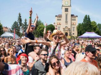 Na festivalu Mezi ploty vládne jedinečná, velmi otevřená atmosféra. Zdroj: NedomYsleno ČR