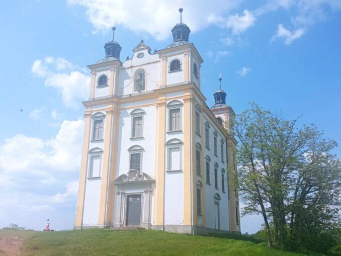 Poutní kaple sv. Floriána. Foto: Holka na vandru