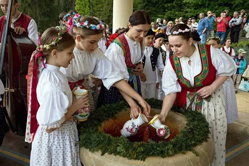 Zahájení lázeňské sezóny v Luhačovicích. Zdroj: Lázně Luhačovice