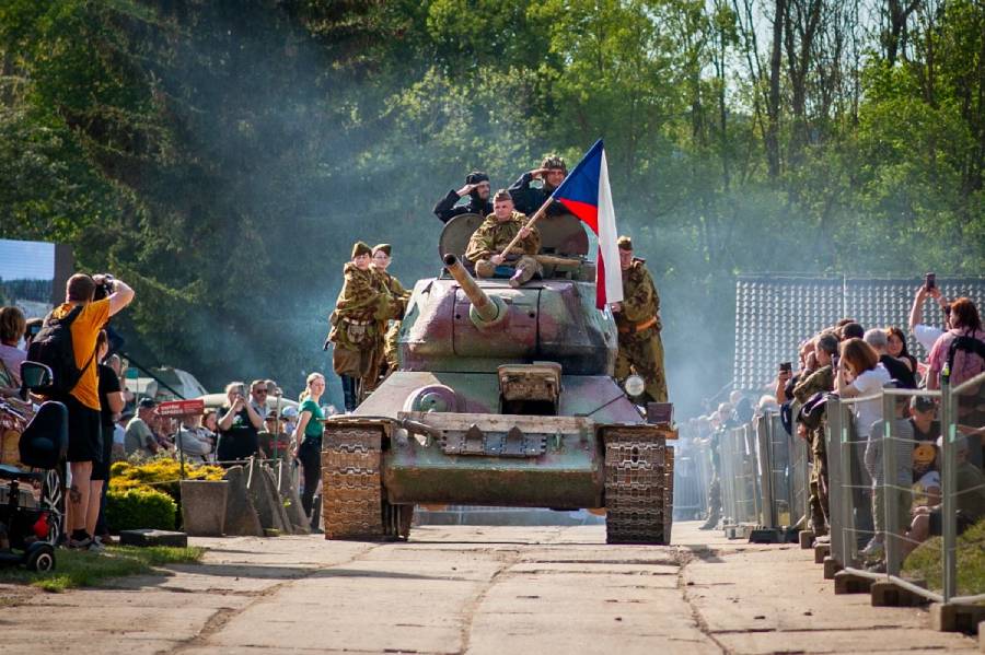 Oslavy osvobození v Rokycanech. Zdroj: Muzeum na demarkační linii 