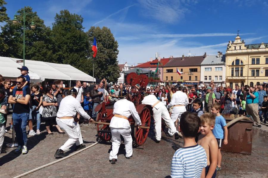 Sodomkovo Vysoké Mýto je tradiční festival historických vozidel a prvorepublikové elegance. Zdroj: Město Vysoké Mýto