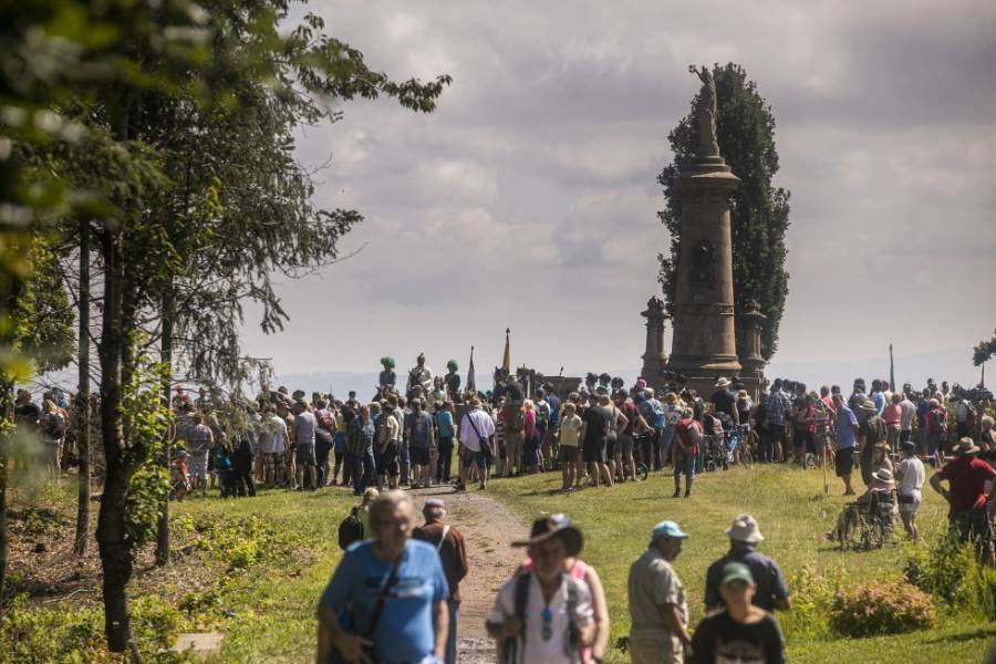 Vzpomínkové akce k výročí bitvy u Hradce Králové. Zdroj: Garda města Hradce Králové z.s.