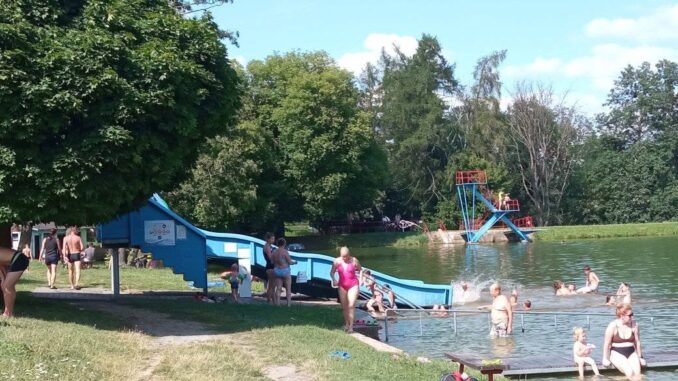 Koupaliště Rouchovany. Foto: Holka na vandru