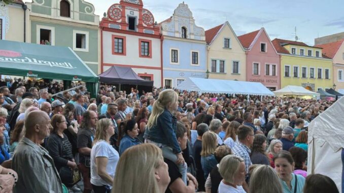 Anenská pouť je nejvýznamnější kulturní akcí a slavností města Horšovský Týn. Zdroj: MKZ Horšovský Týn